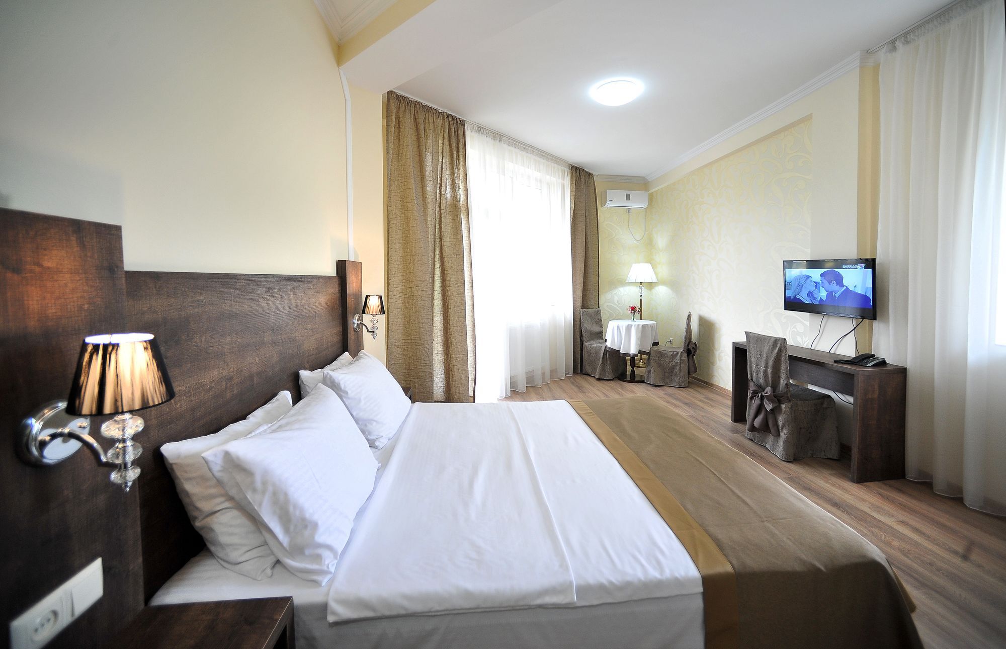 Rk Hotel 第比利斯 外观 照片